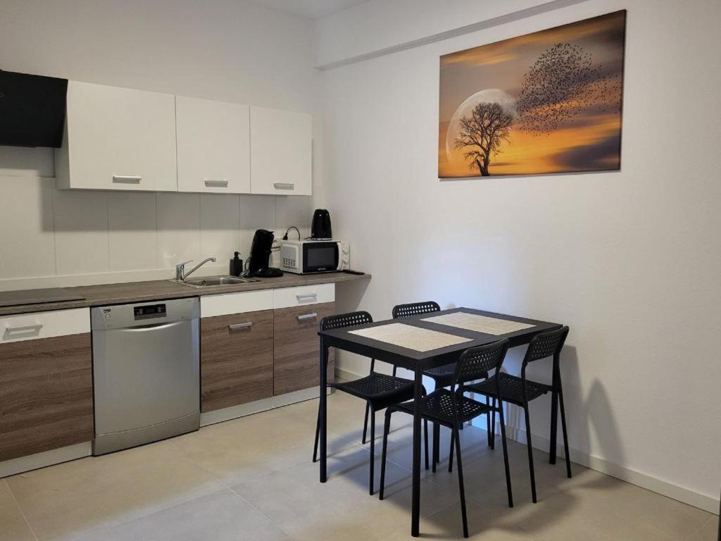 Monteurzimmer Mit Zwei Einzelnen Betten In Einer 3Zi Wohnung Mit Kuche Und Bad Osnabrück Exterior foto